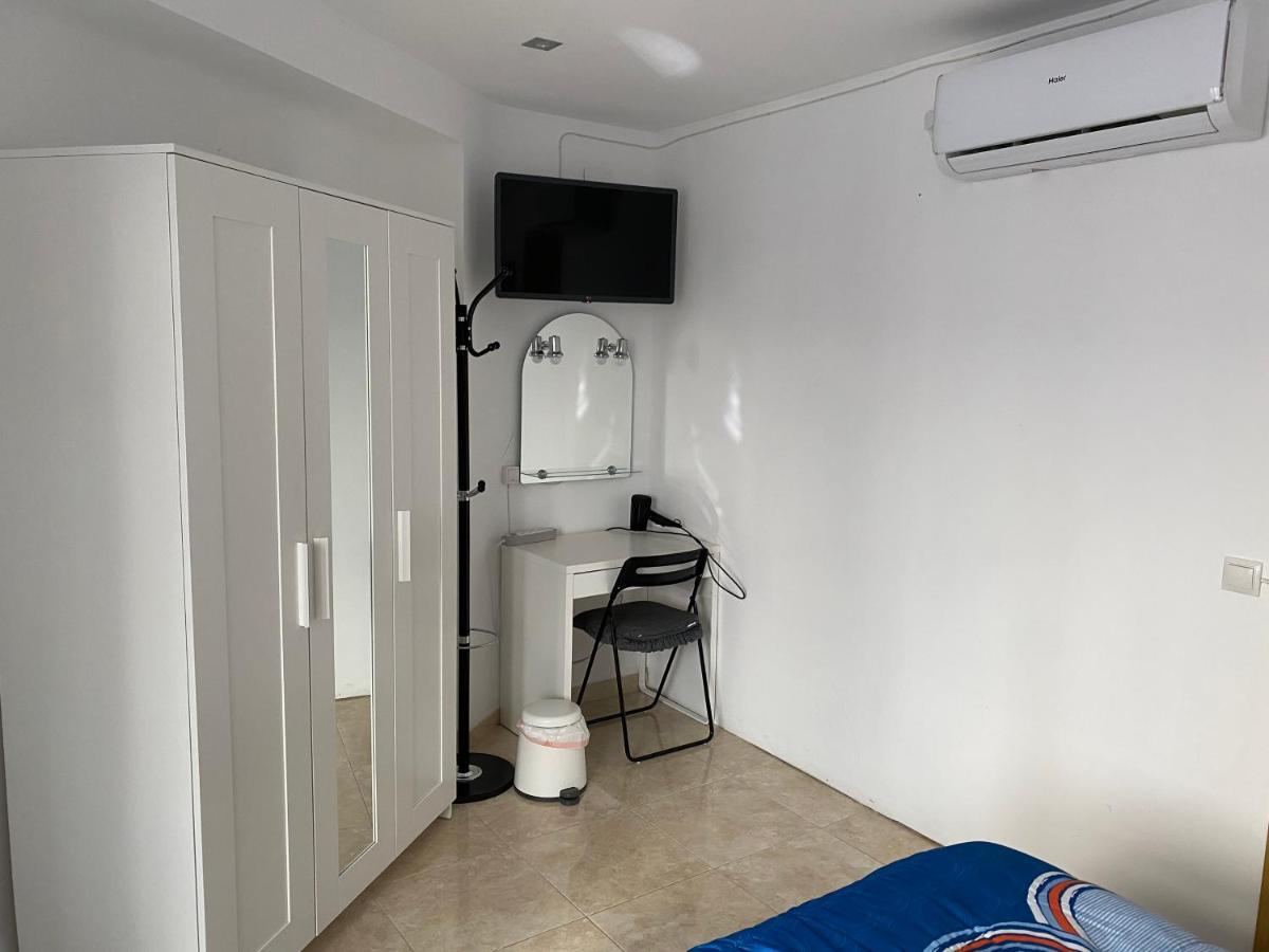 Malaga Centro Habitaciones Privada En Apartamento Compartidos Kültér fotó