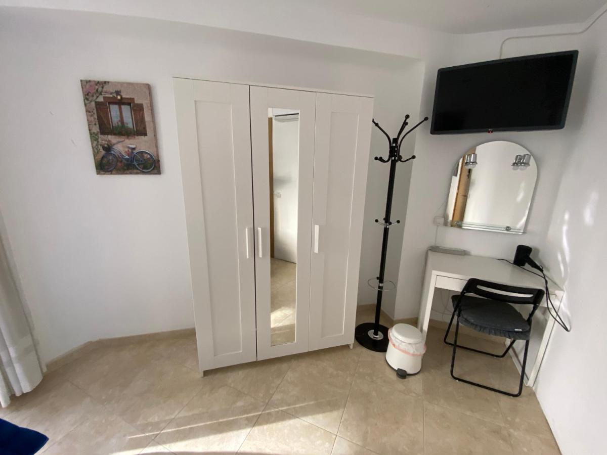 Malaga Centro Habitaciones Privada En Apartamento Compartidos Kültér fotó