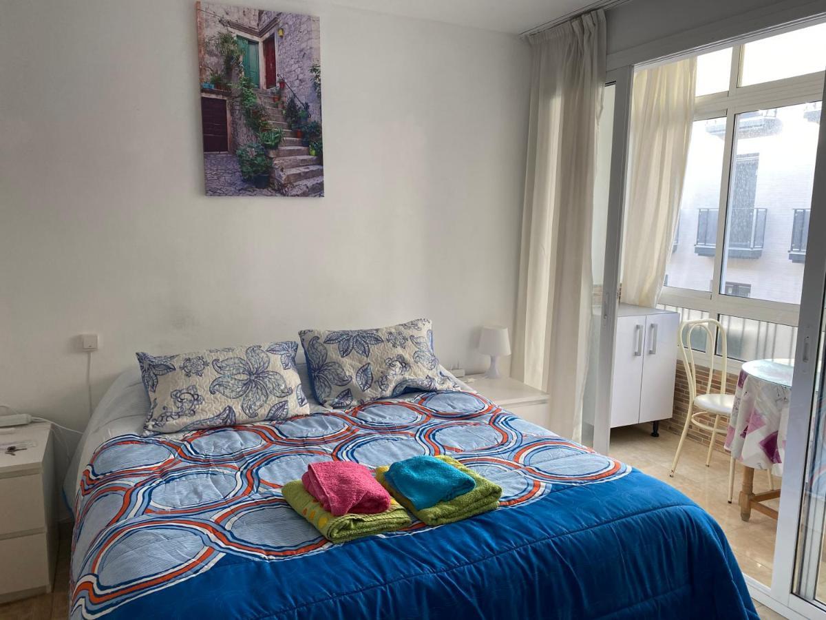 Malaga Centro Habitaciones Privada En Apartamento Compartidos Kültér fotó