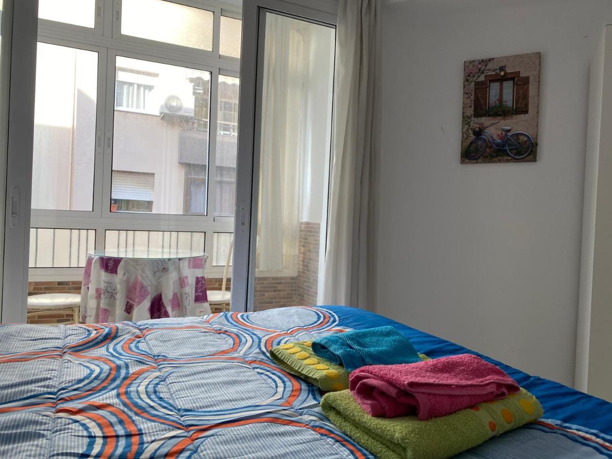 Malaga Centro Habitaciones Privada En Apartamento Compartidos Kültér fotó