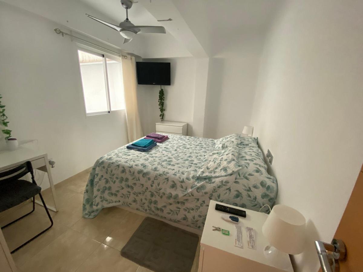 Malaga Centro Habitaciones Privada En Apartamento Compartidos Kültér fotó