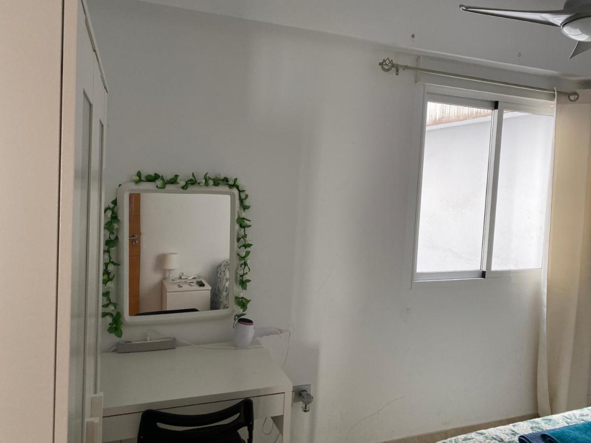 Malaga Centro Habitaciones Privada En Apartamento Compartidos Kültér fotó