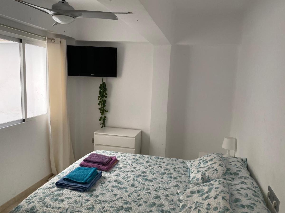 Malaga Centro Habitaciones Privada En Apartamento Compartidos Kültér fotó
