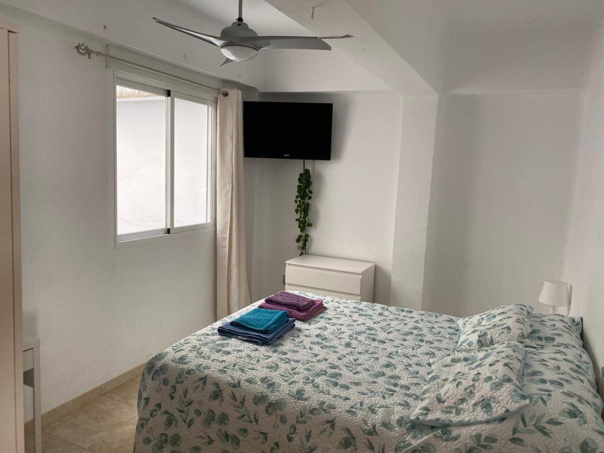 Malaga Centro Habitaciones Privada En Apartamento Compartidos Kültér fotó