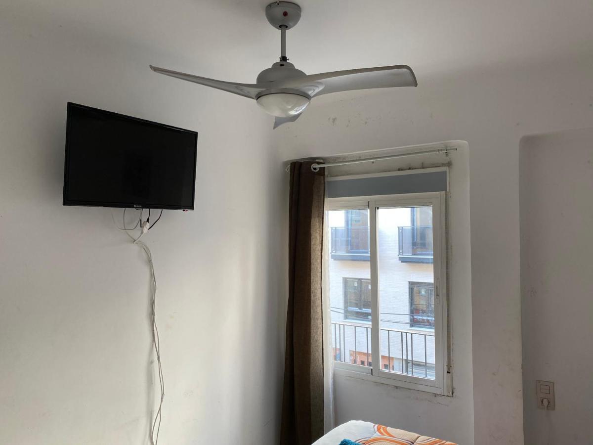 Malaga Centro Habitaciones Privada En Apartamento Compartidos Kültér fotó